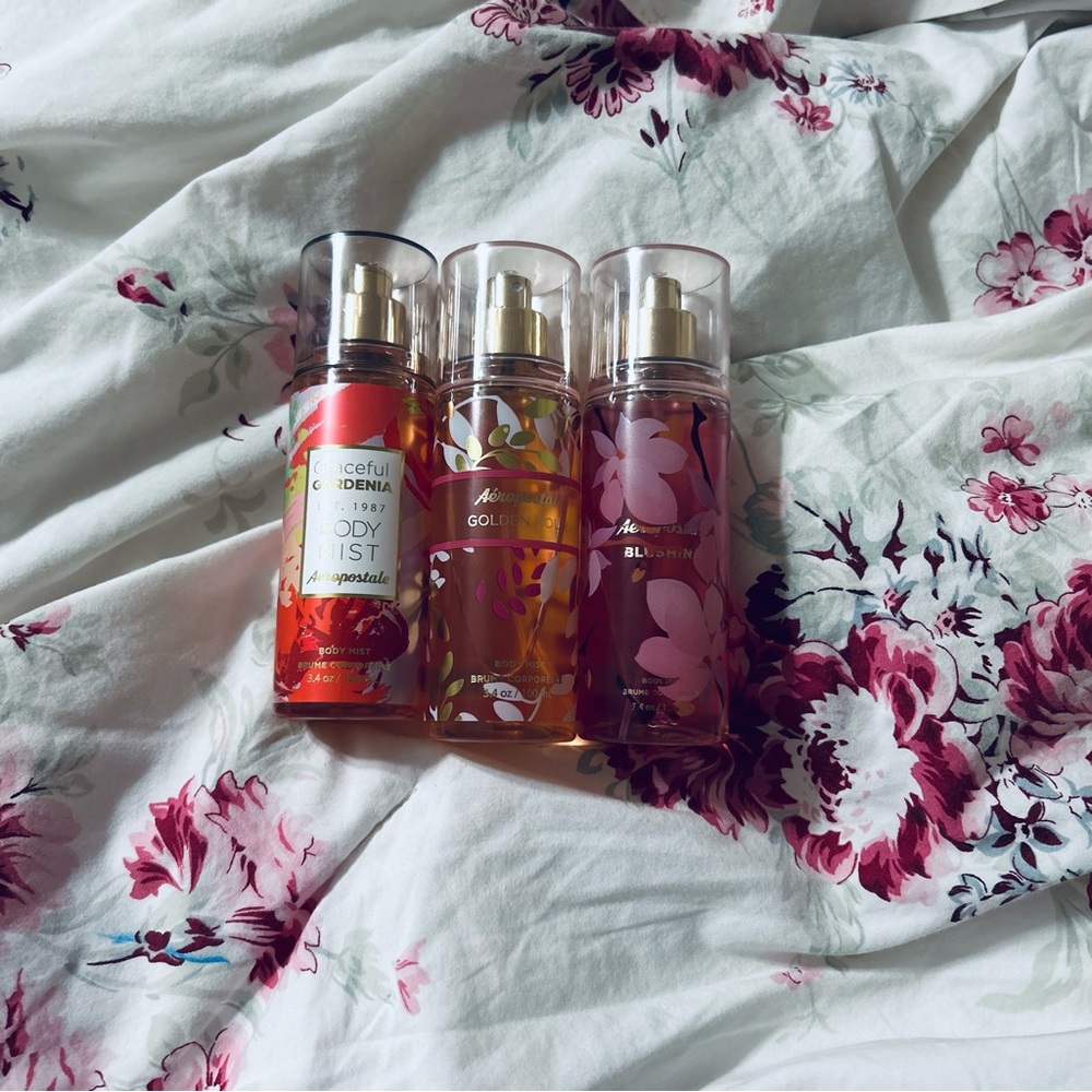▪️6/$25▪️ Aeropostale Set of 3